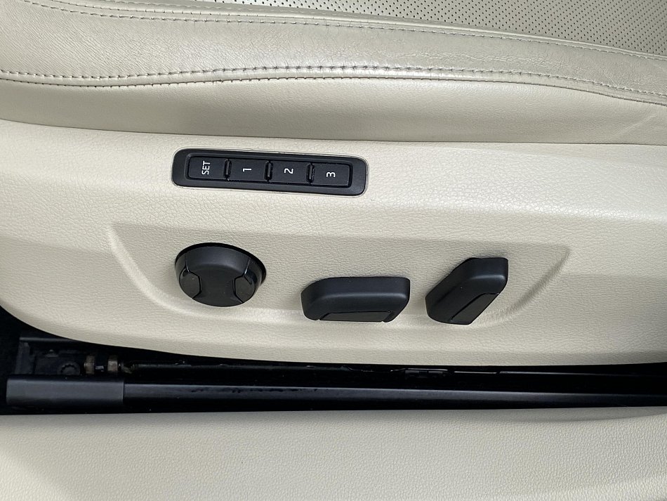 Škoda Superb III 2.0TDi L&K