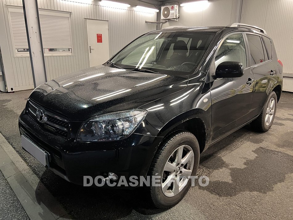 Toyota RAV4 2.0 