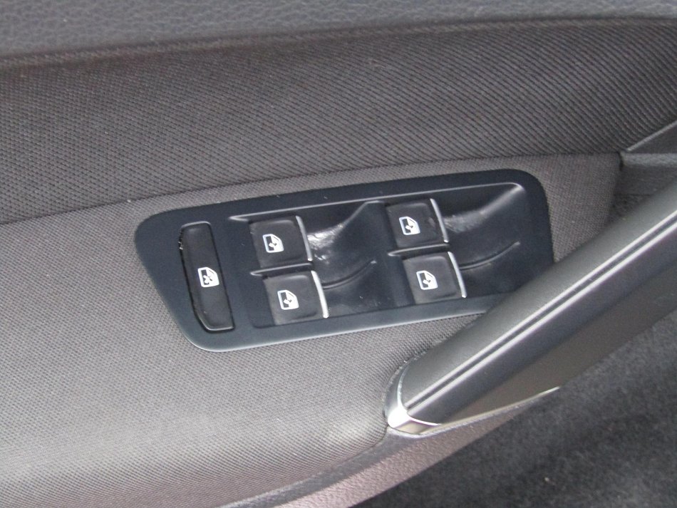 Volkswagen Golf 2.0 TSi GTi