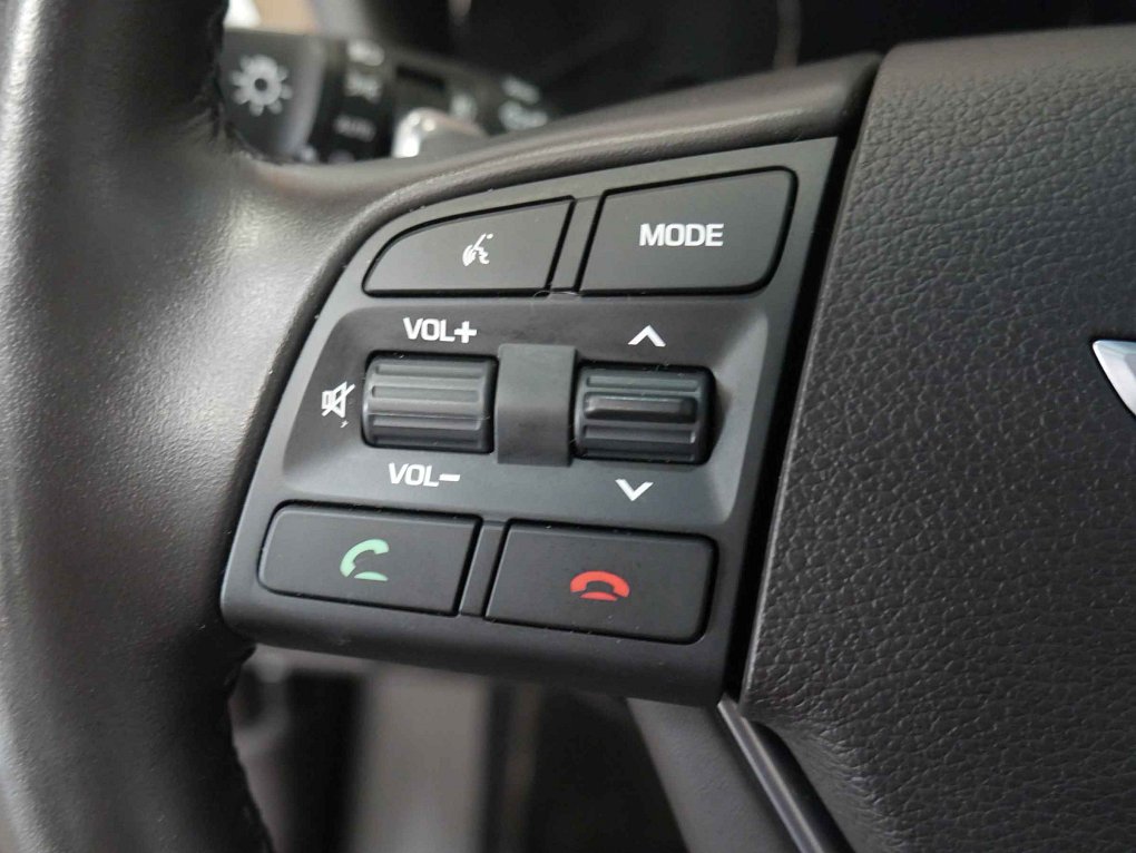 Hyundai Genesis 3.8 GDI V6  4x4