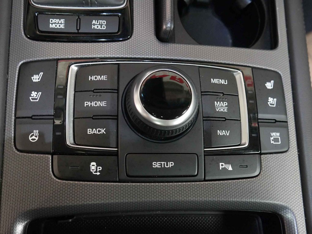 Hyundai Genesis 3.8 GDI V6  4x4