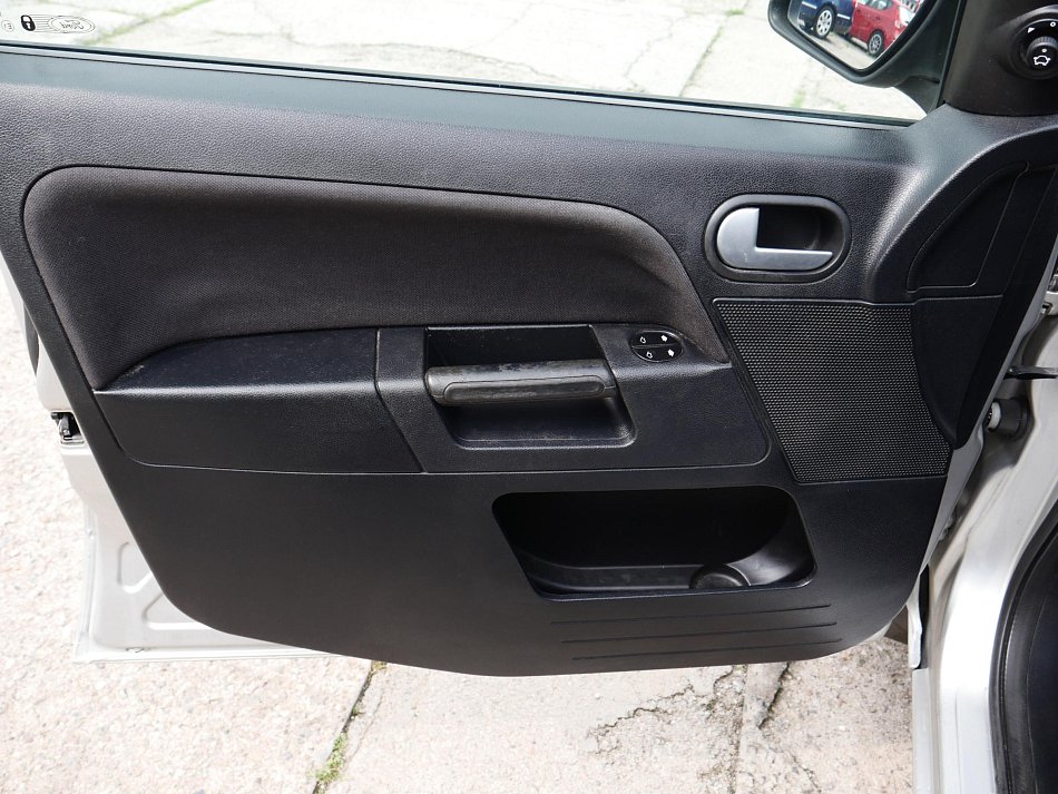 Ford Fusion 1.4 i 