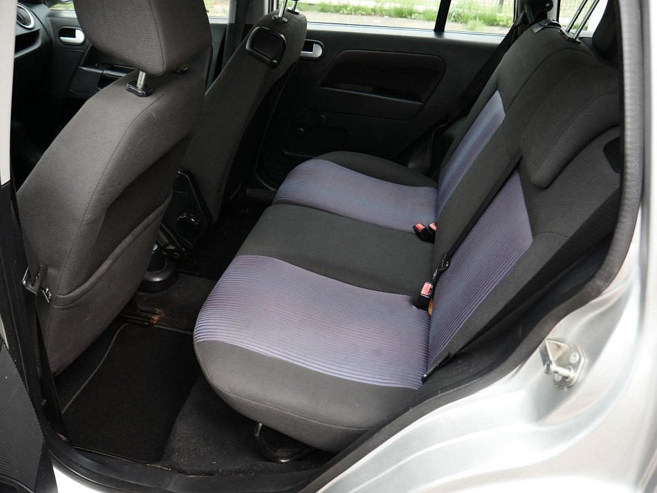 Ford Fusion 1.4 i 