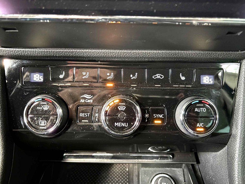 Škoda Superb III 2.0 TDi Style