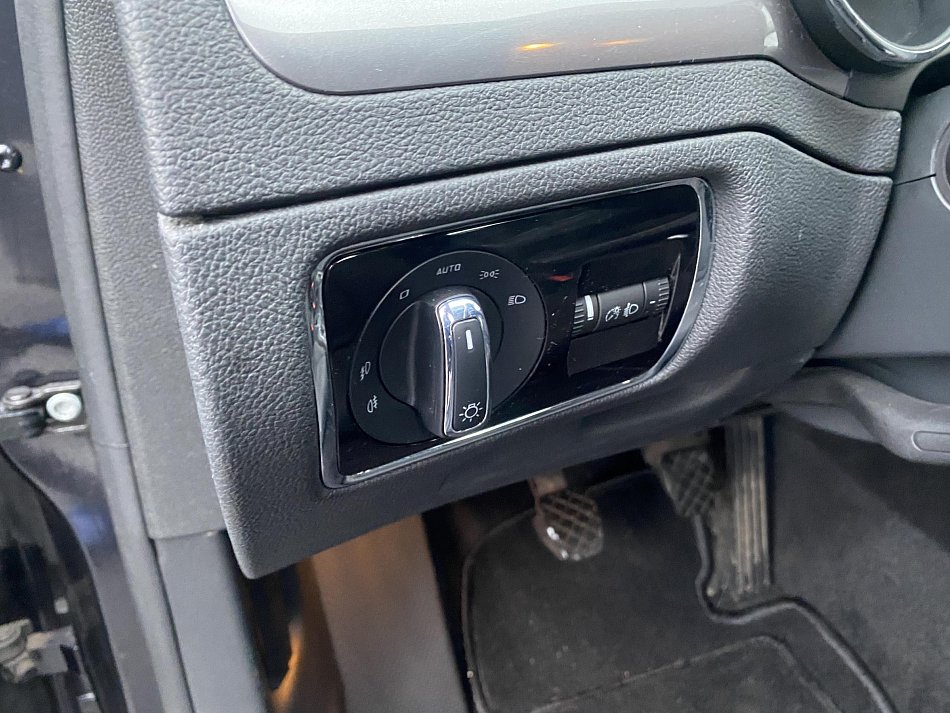 Škoda Superb II 1.4 TSi Active