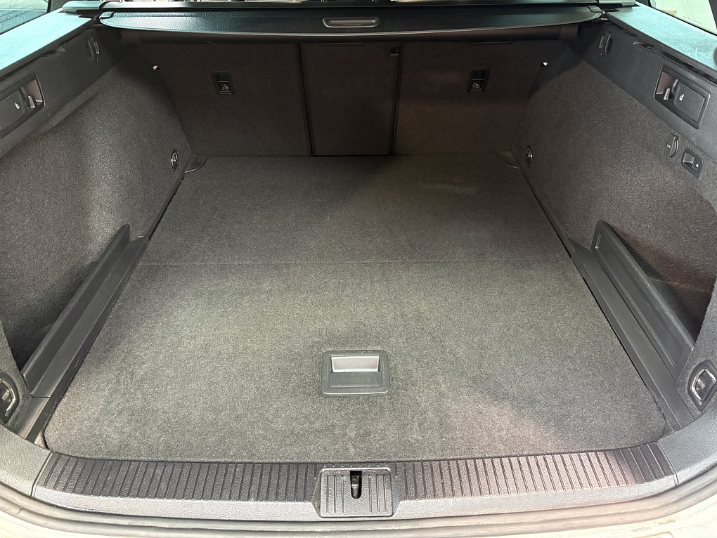 Volkswagen Passat 2.0 TDi 