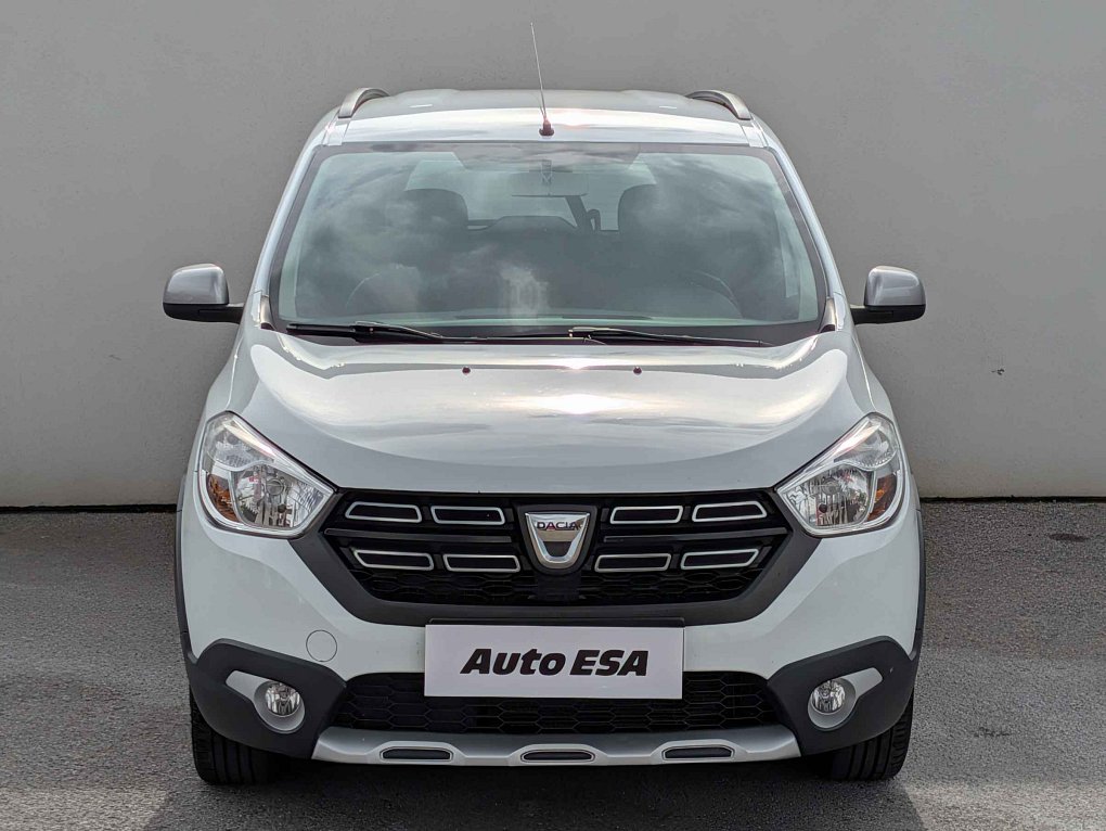 Dacia Lodgy 1.6i Stepway