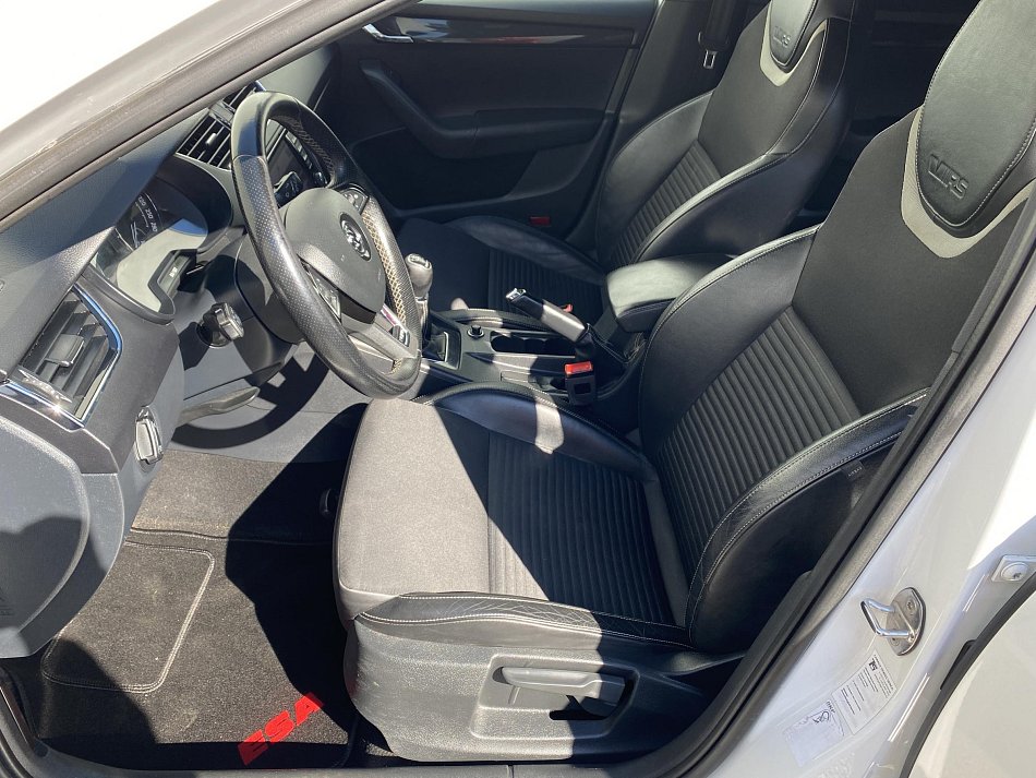 Škoda Octavia III 2.0 TDi RS