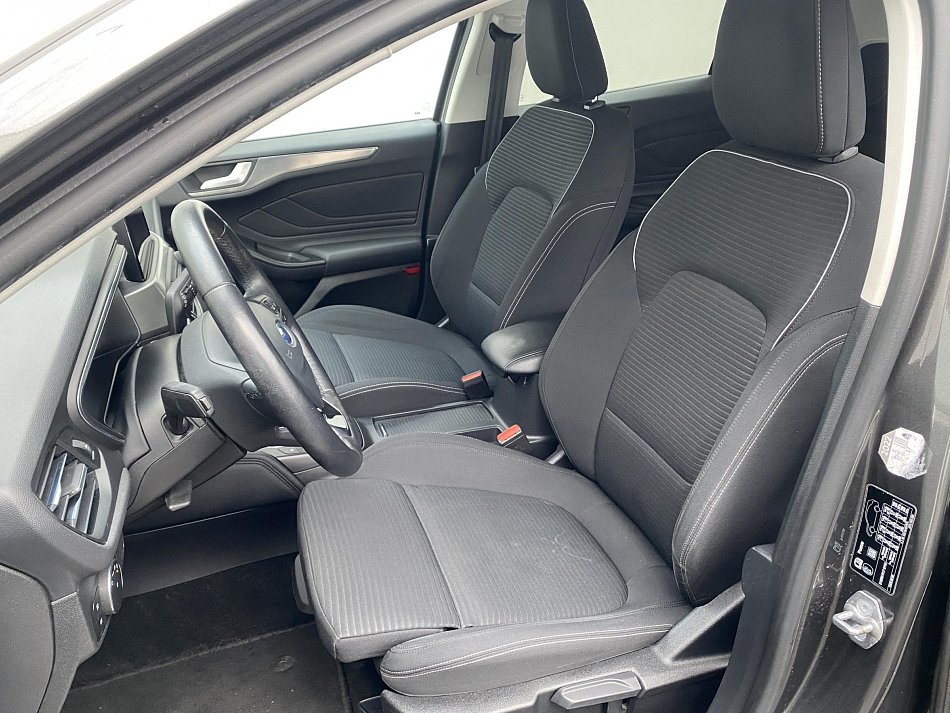 Ford Focus 1.0 EB Titanium