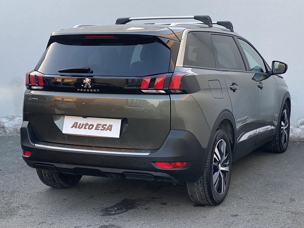 Peugeot 5008 1.5 HDi Allure