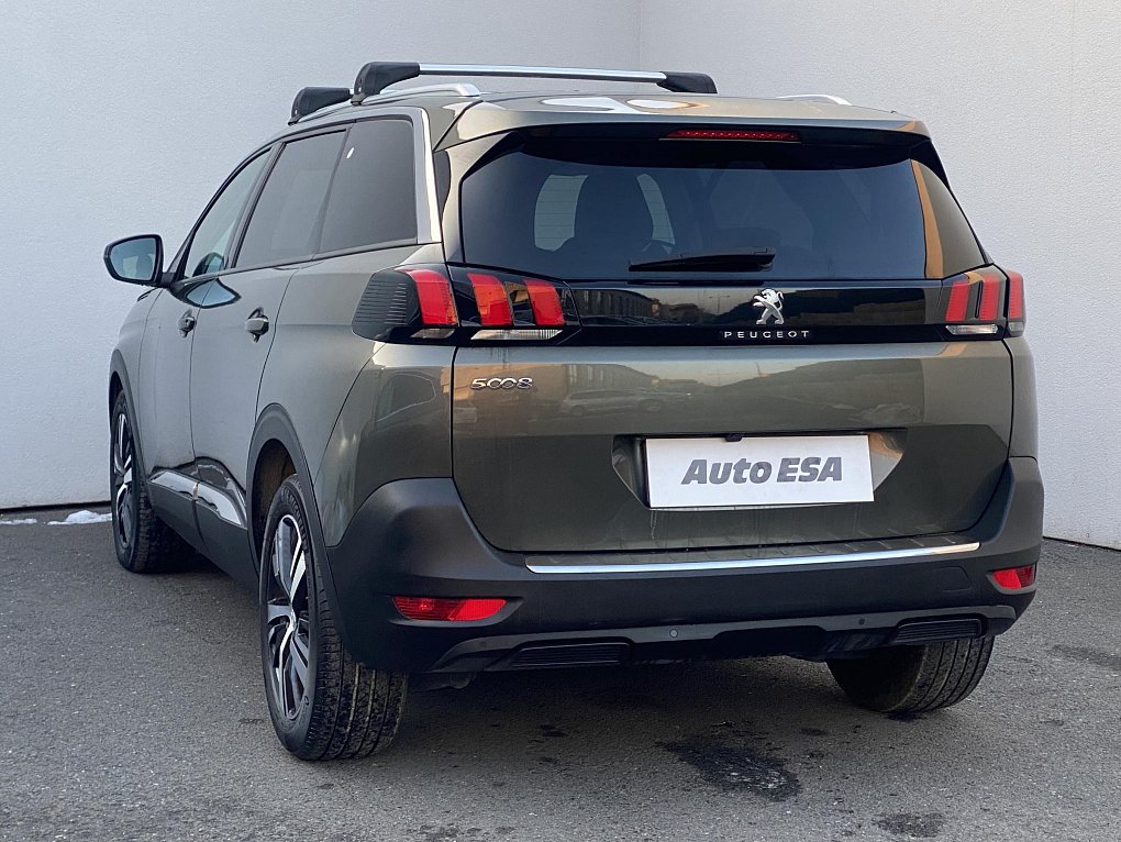 Peugeot 5008 1.5 HDi Allure