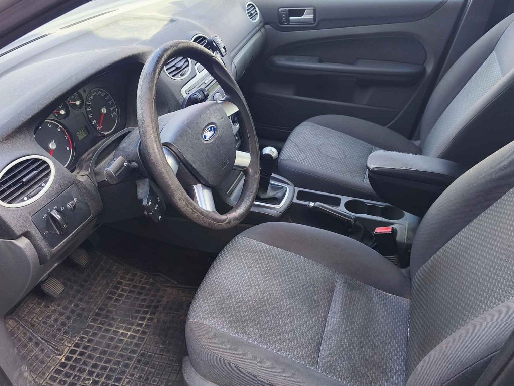 Ford Focus 1.8i 