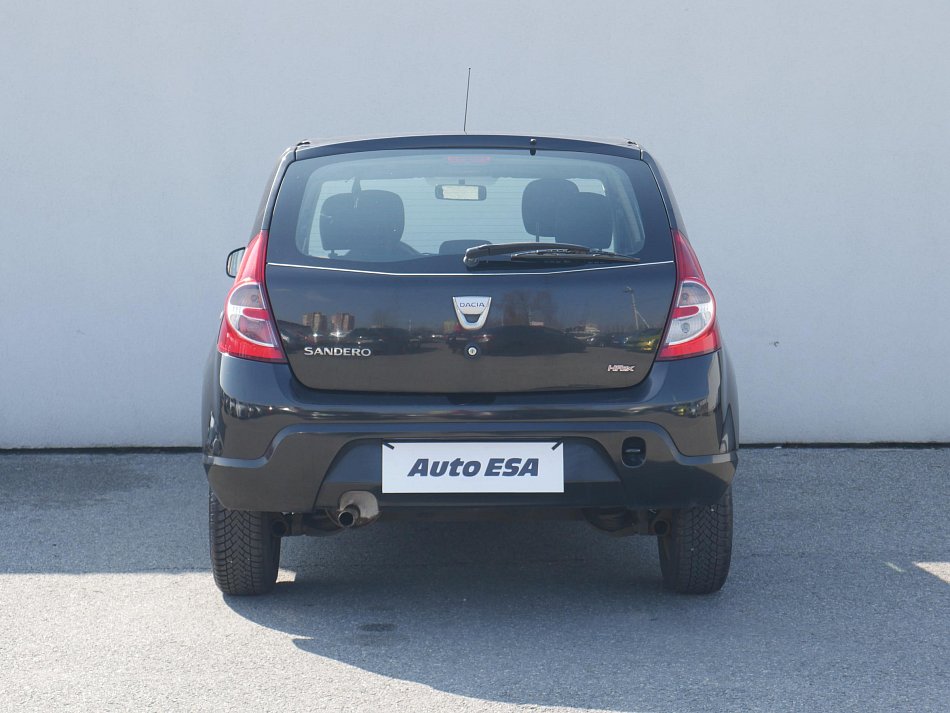 Dacia Sandero 1.6 i 