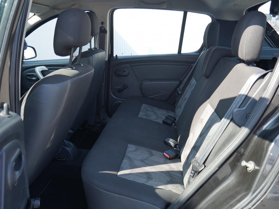 Dacia Sandero 1.6 i 