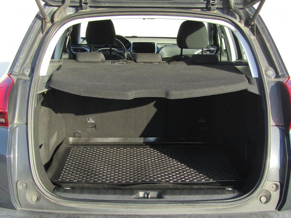 Peugeot 2008 1.2 PT Active