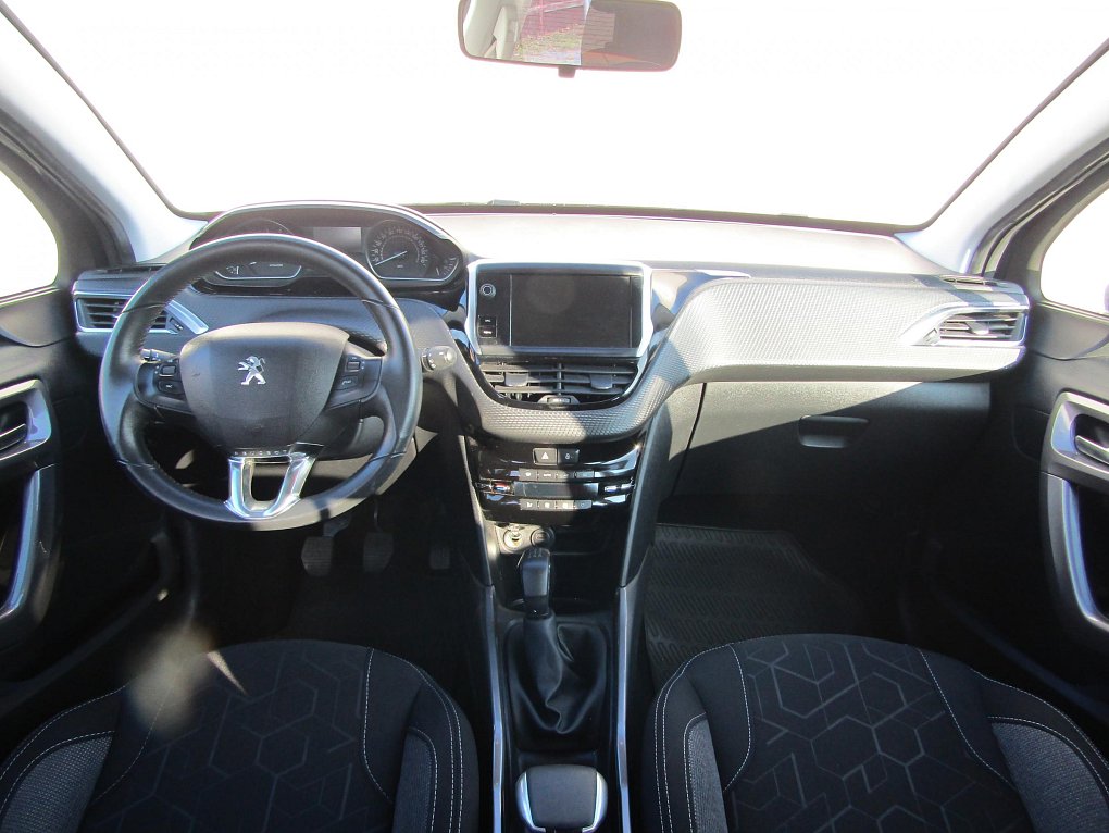 Peugeot 2008 1.2 PT Active