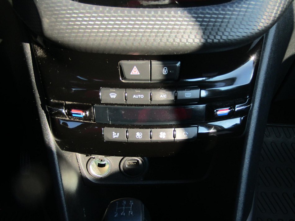 Peugeot 2008 1.2 PT Active