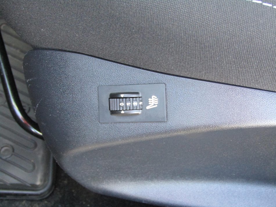 Peugeot 2008 1.2 PT Active