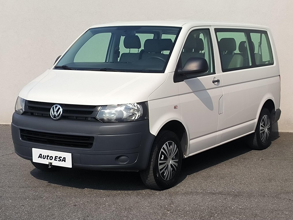 Volkswagen Transporter 2.0TDi  9míst
