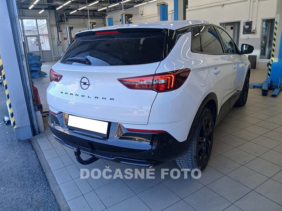 Opel Grandland X 1.2 T GS Line