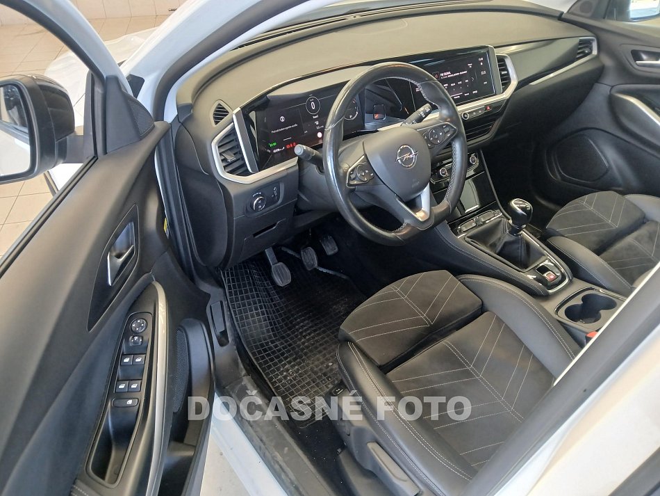 Opel Grandland X 1.2 T GS Line