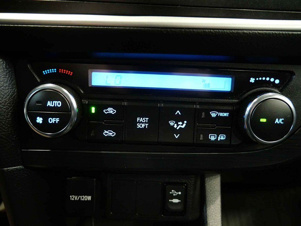 Toyota Auris 1.3i 