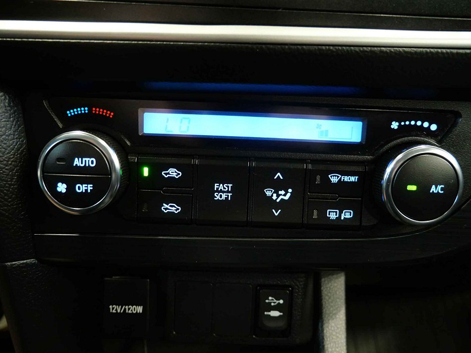 Toyota Auris 1.3i 