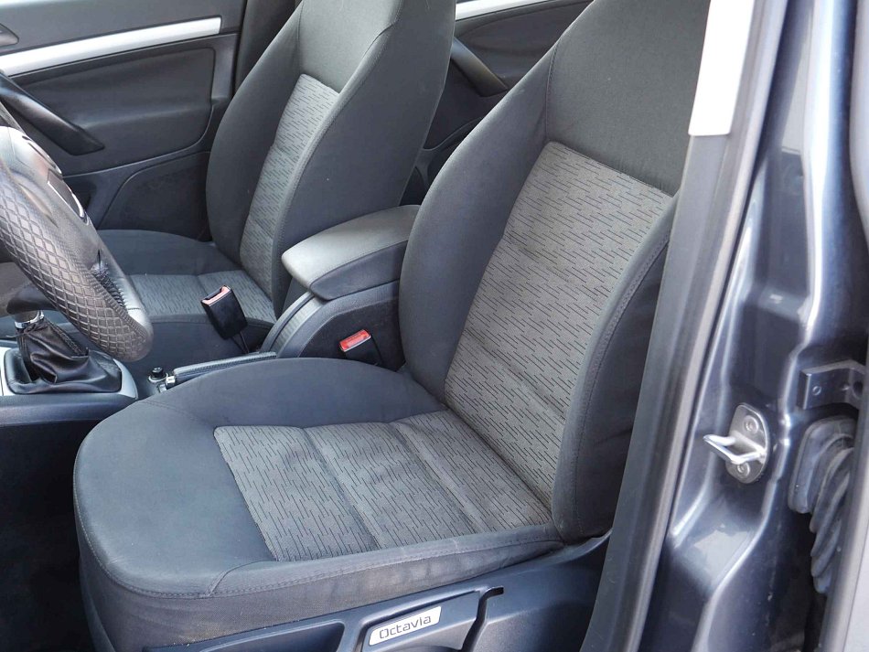 Škoda Octavia II 1.4 TSI Ambiente