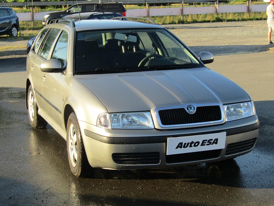 Škoda Octavia 1.6i Tour