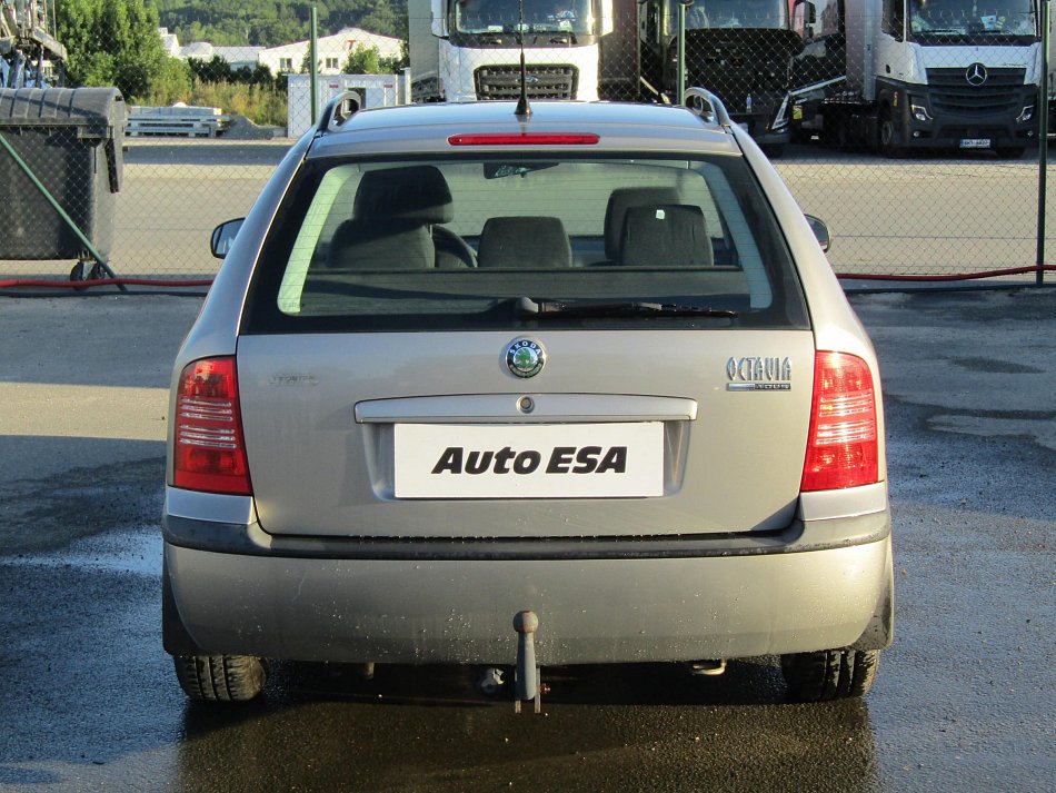 Škoda Octavia 1.6i Tour