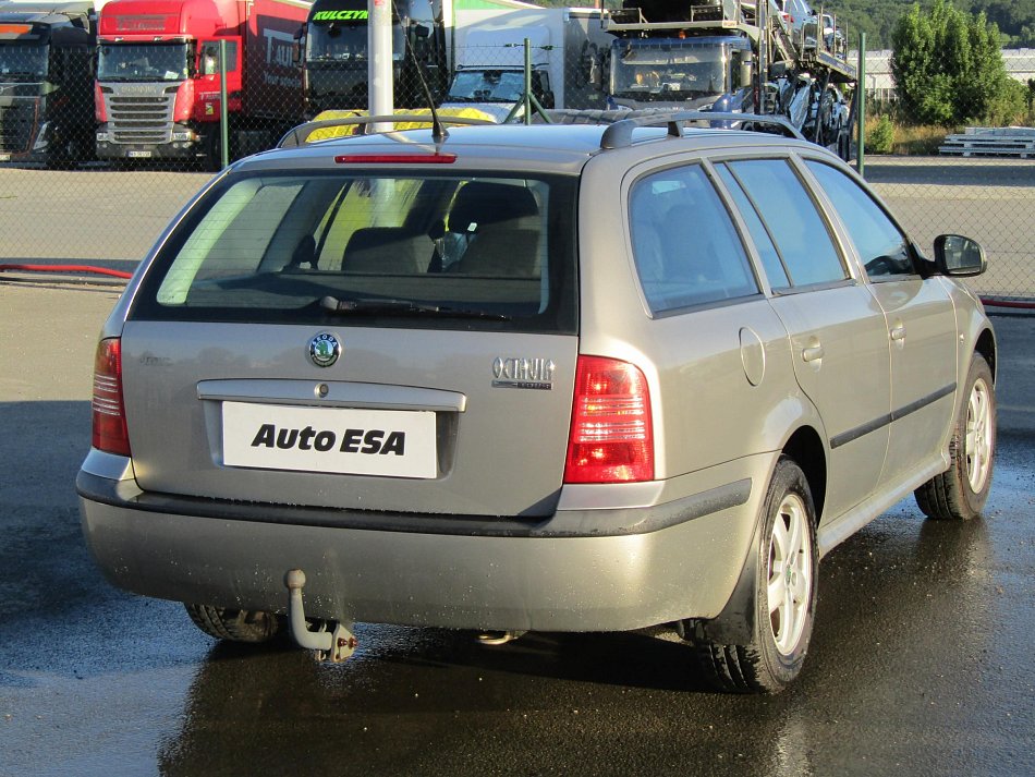 Škoda Octavia 1.6i Tour