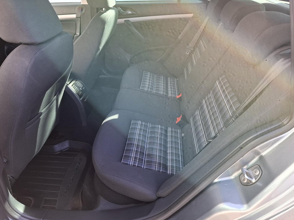 Škoda Octavia II 2.0TDi 