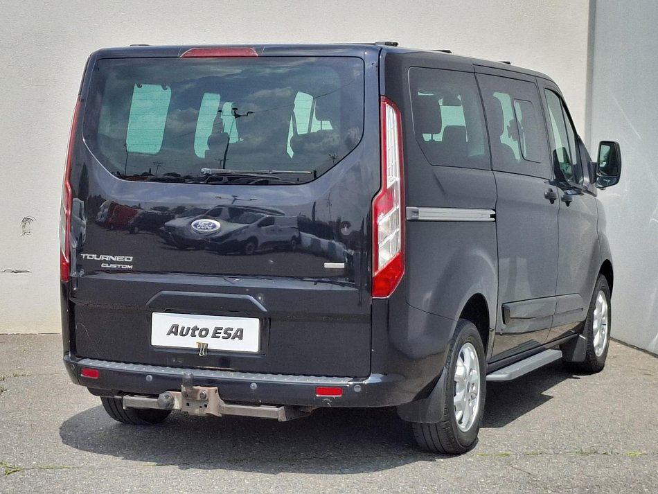 Ford Tourneo Custom 2.2TDCi Limited