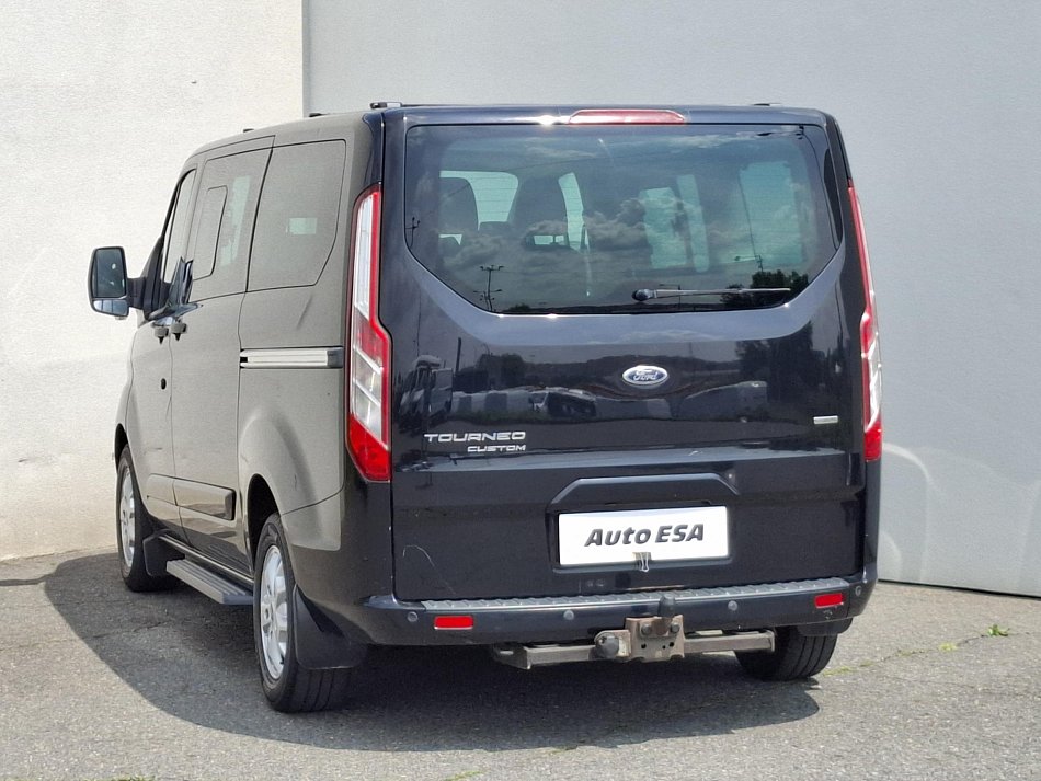 Ford Tourneo Custom 2.2TDCi Limited