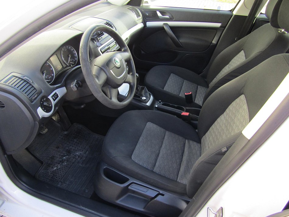 Škoda Octavia II 1.6MPi 