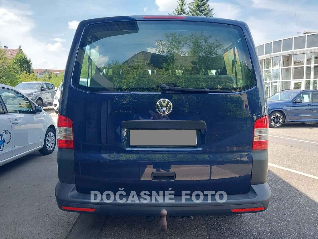 Volkswagen Transporter 2.0TDi  9míst
