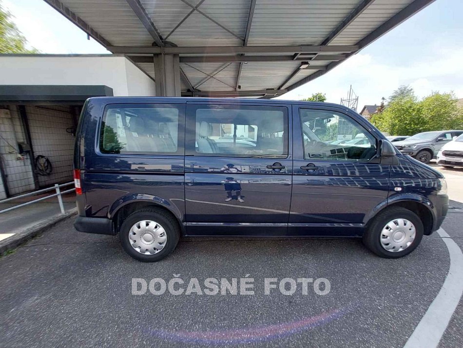 Volkswagen Transporter 2.0TDi  9míst
