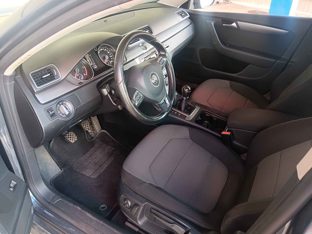 Volkswagen Passat 2.0 TDi 