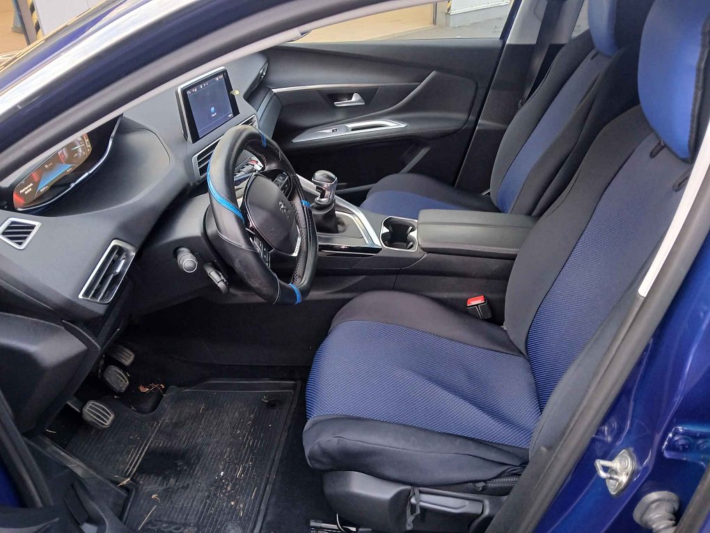 Peugeot 3008 1.5 D 