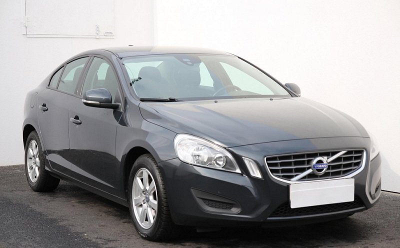 Volvo S60 2.4 Summum