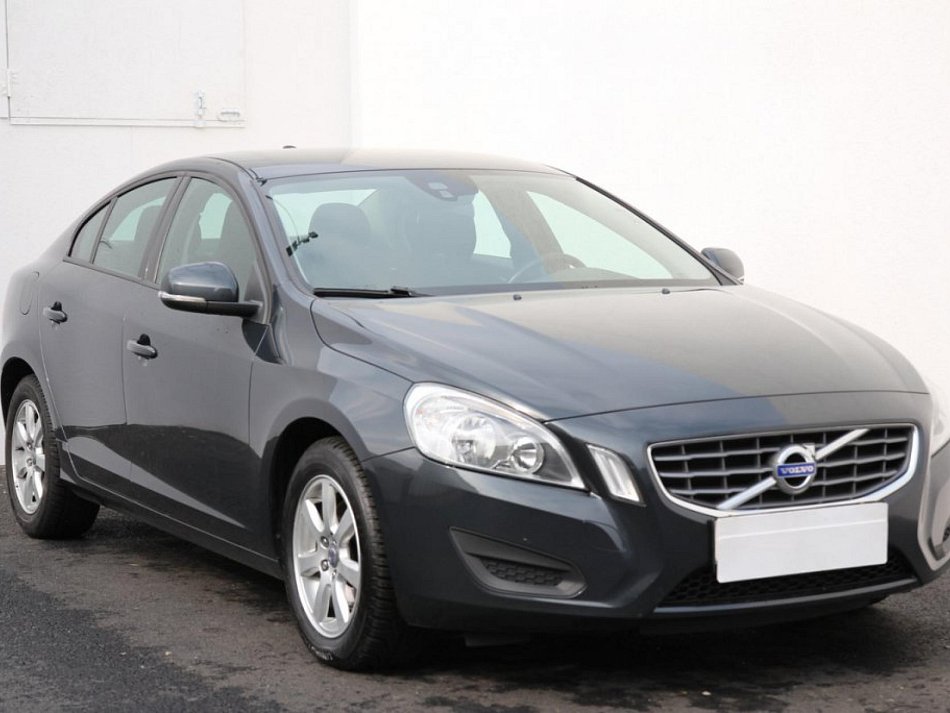 Volvo S60 2.4 Summum