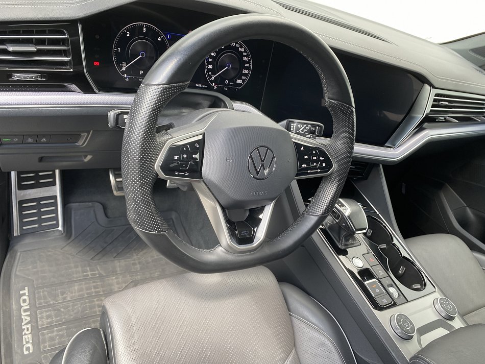 Volkswagen Touareg 3.0 TDi R-Line 4x4