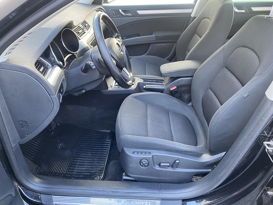 Škoda Superb II 2.0 TDi Ambition