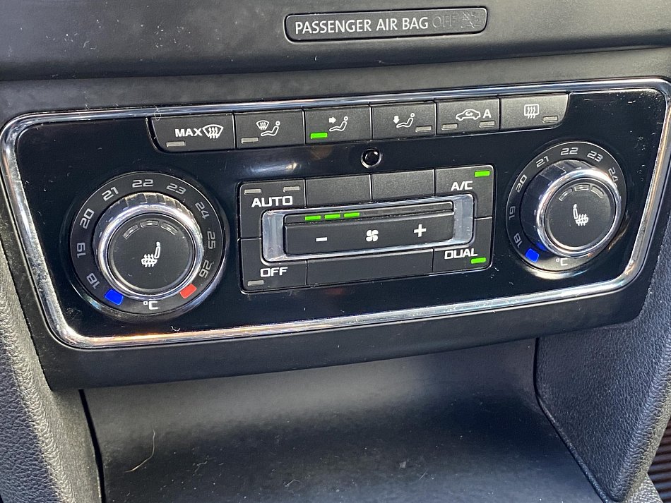 Škoda Superb II 2.0 TDi Ambition