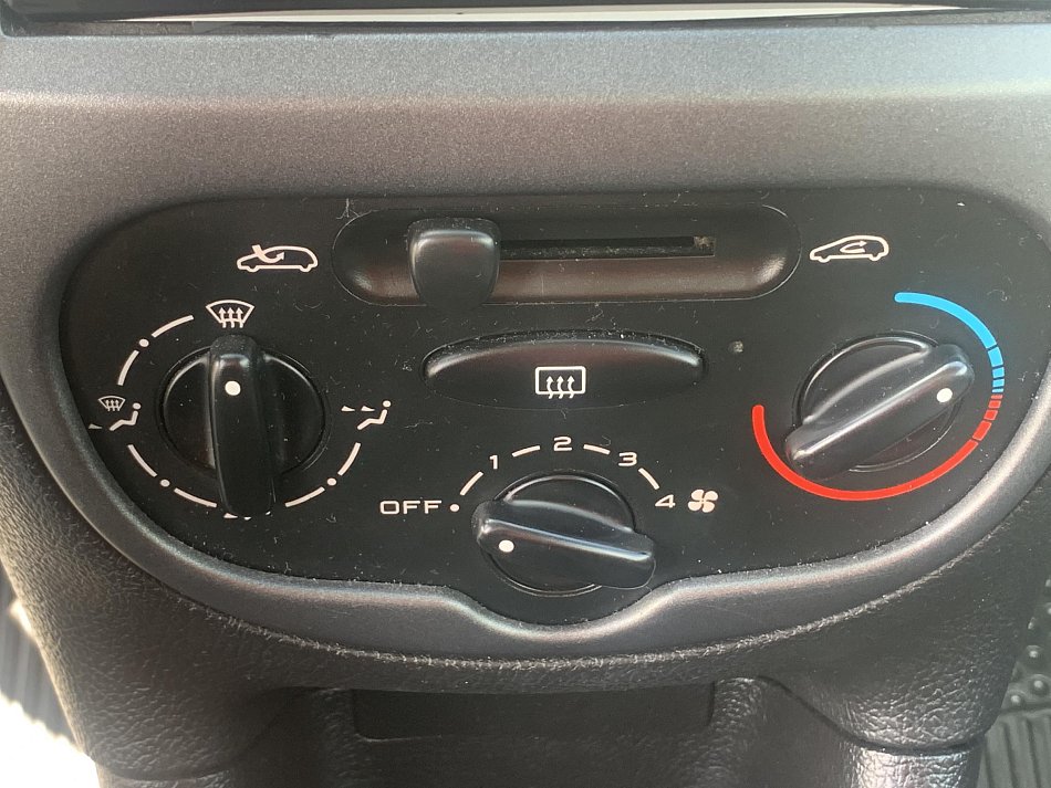 Peugeot 206 1.4i 