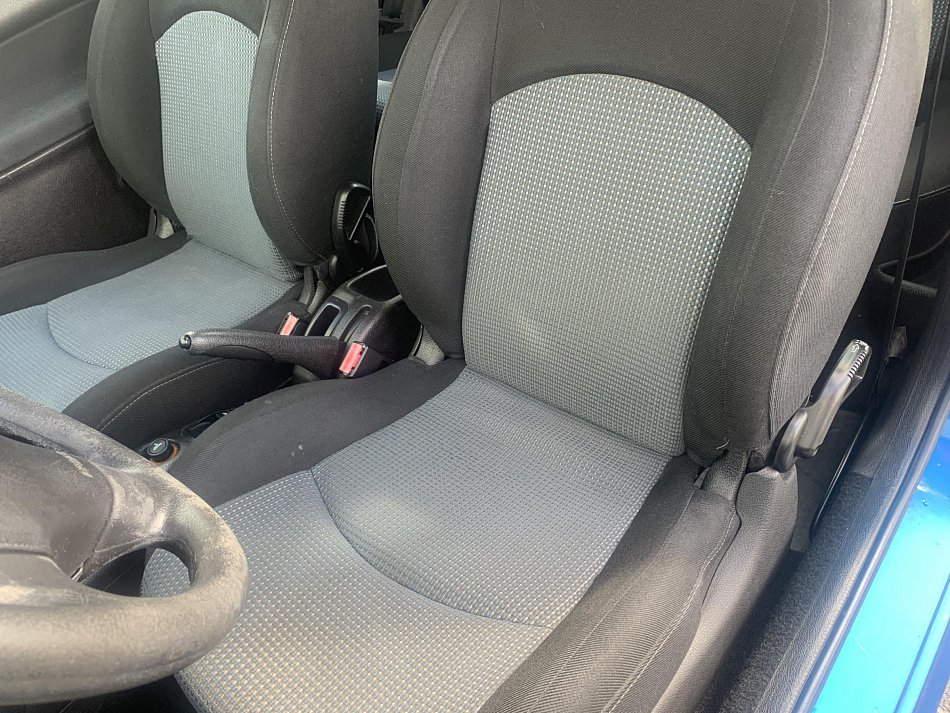 Peugeot 206 1.4i 