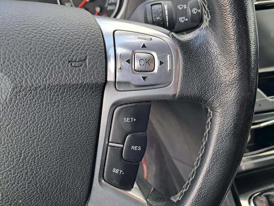 Ford Mondeo 2.5 T 