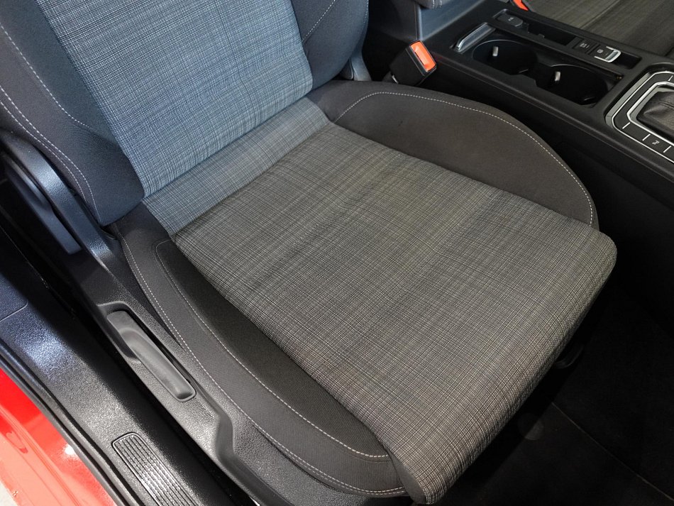 Volkswagen Passat 2.0 TDi 