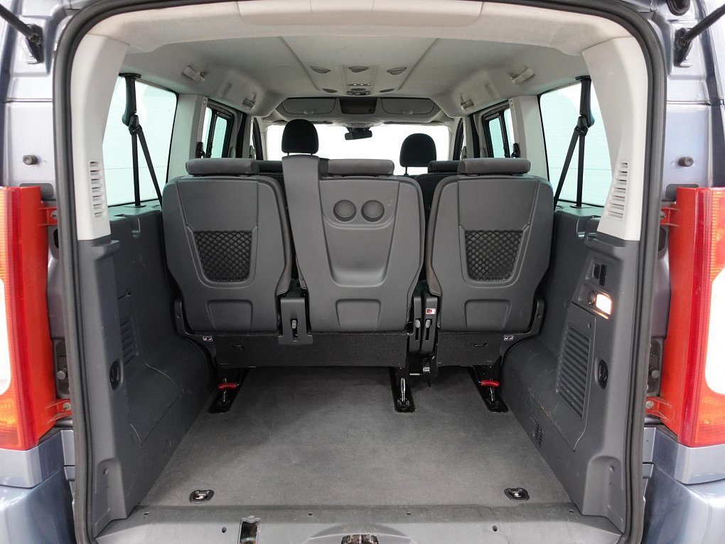 Peugeot Expert 2.0HDi  L2 8míst