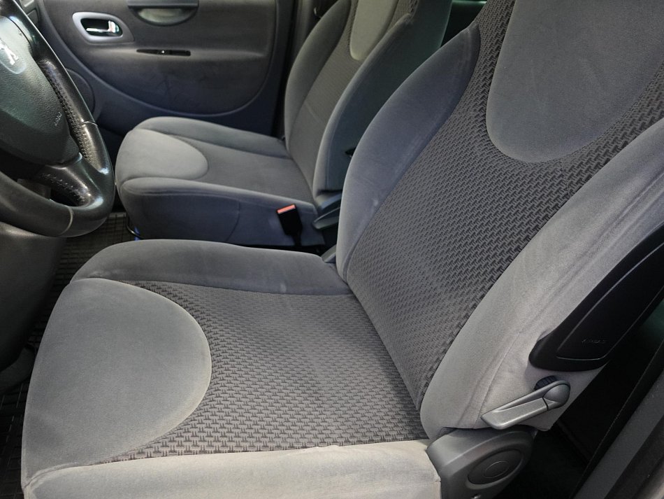 Peugeot Expert 2.0HDi  L2 8míst